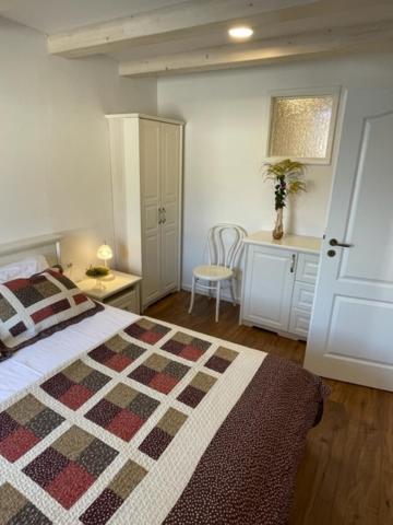 Apartment Concetta Крес Екстериор снимка