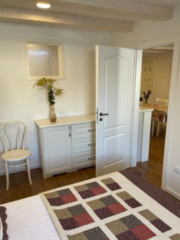 Apartment Concetta Крес Екстериор снимка