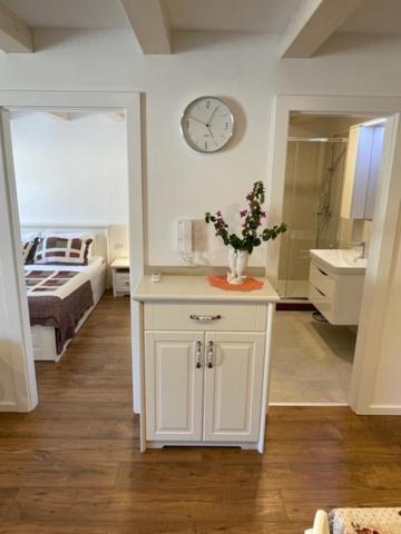 Apartment Concetta Крес Екстериор снимка