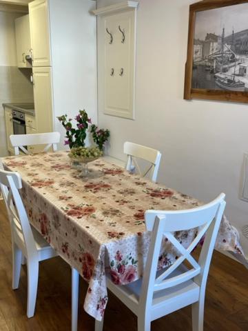 Apartment Concetta Крес Екстериор снимка